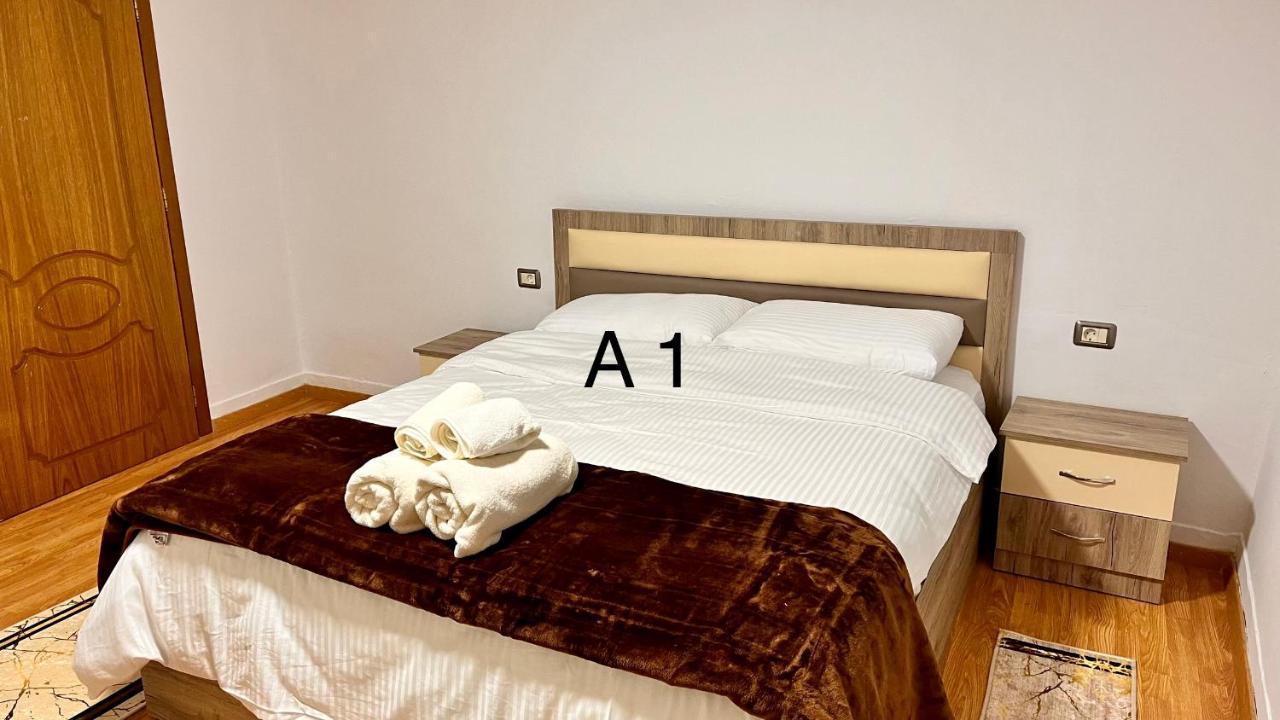 Driteza Hotel Корча Екстериор снимка